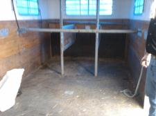 Horse trailer standing stalls
